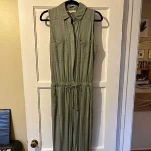 Women’s lightweight jumpsuit